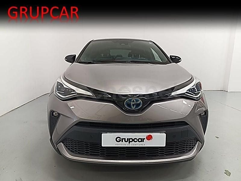 Begagnad Toyota C-HR Advance 184 HK (135 kW) 2021 Grå SUV