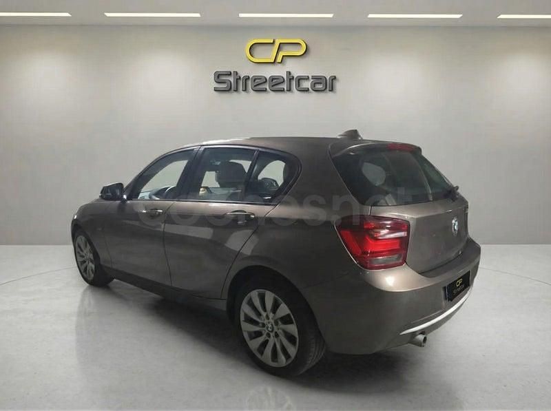 Usado BMW 118 143 CV (105 kW) 2014 Gris / plata Utilitario