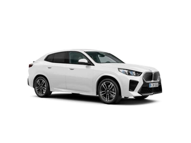 Usado BMW iX2 Shadowline 150 kW (204 CV) 2025 Blanco SUV