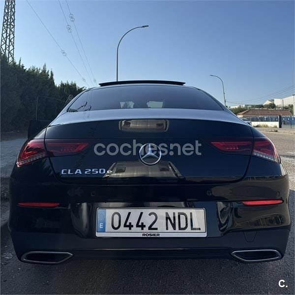 Negro Usado 2022 Mercedes CLA250e Berlina | 31.900 € (Buen precio) - Imagen 1/4