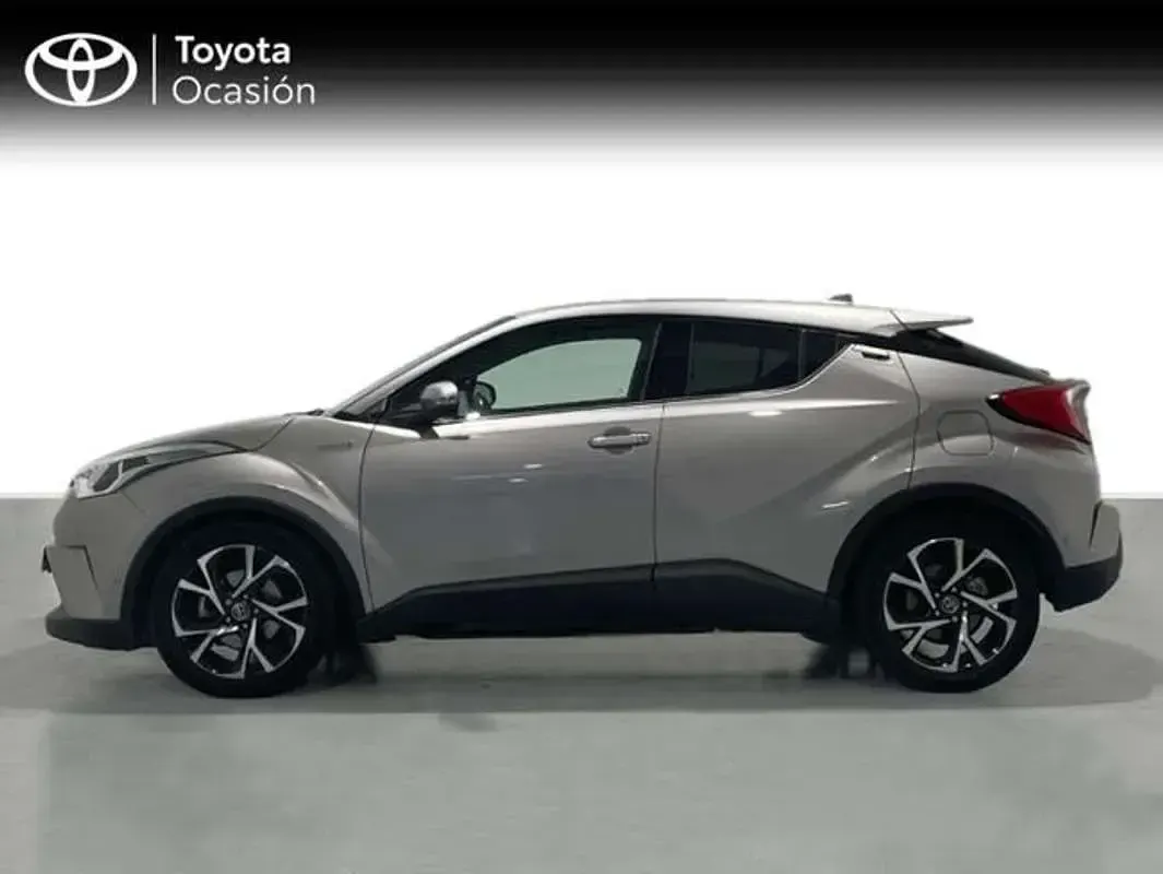 Usado Toyota C-HR Advance 122 CV (89 kW) 2019 Gris SUV
