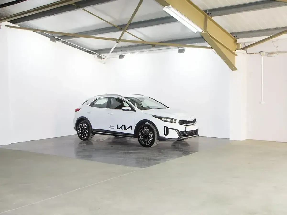 Usado Kia XCeed 141 CV (103 kW) 2023 Blanco SUV