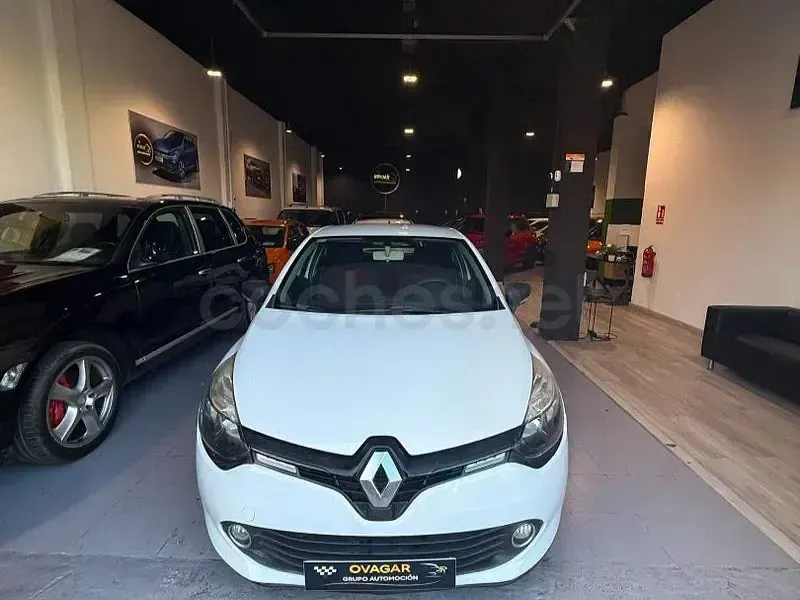 Usado Renault Clio Authentique 75 CV (55 kW) 2014 Blanco Familiar