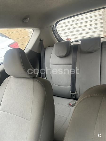 Usado Kia Picanto 69 CV (50 kW) 2011 Negro Utilitario