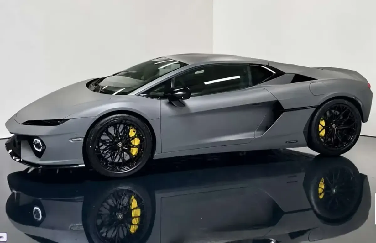 Nuevo Lamborghini Temerario 920 CV (676 kW) 2026 Gris Coupe