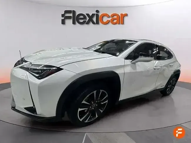 Usado Lexus UX Business Edition 184 CV (135 kW) 2020 Blanco SUV