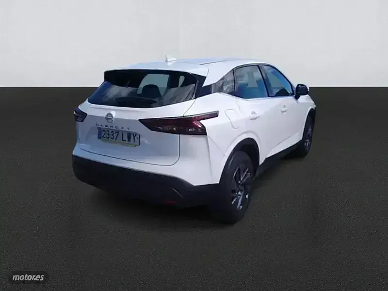 Usado Nissan Qashqai Acenta 140 CV (102 kW) 2022 Blanco SUV
