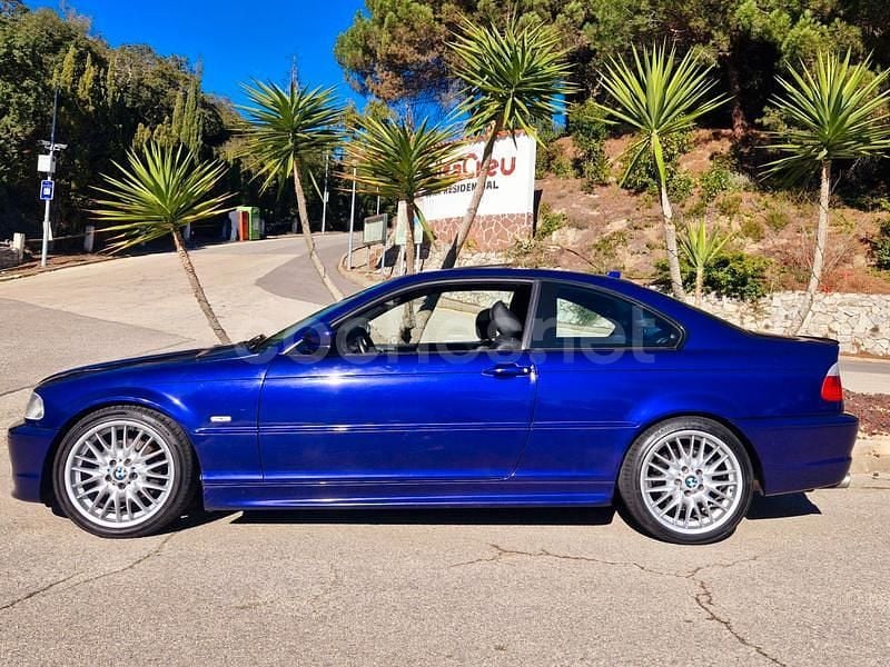 Usado BMW 325 192 CV (141 kW) 2002 Violeta / lila Coupe