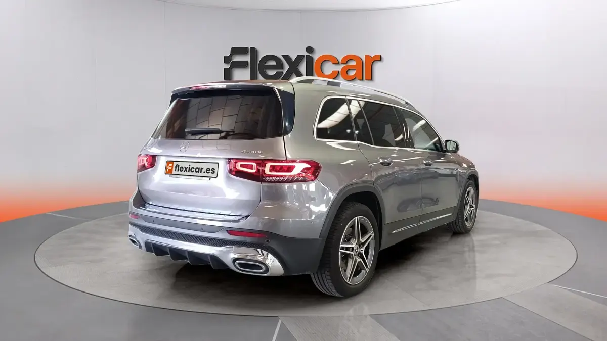 Usado Mercedes GLB250 224 CV (164 kW) 2021 Gris SUV