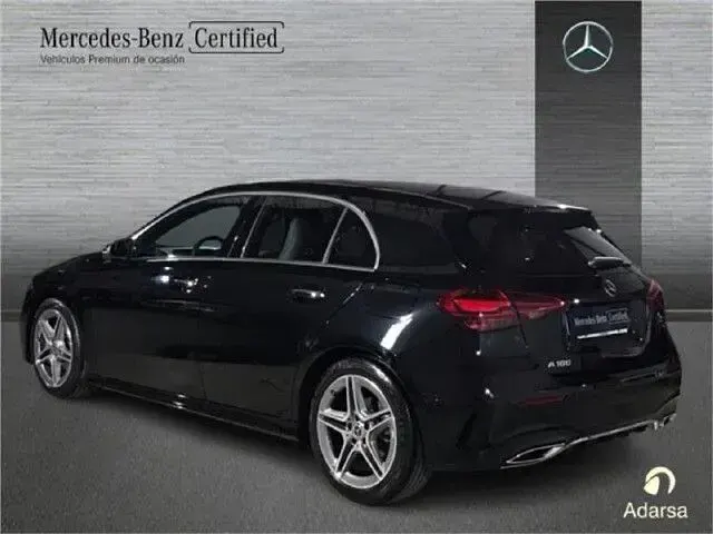 Usado Mercedes A180 136 CV (100 kW) 2026 Negro cosmos