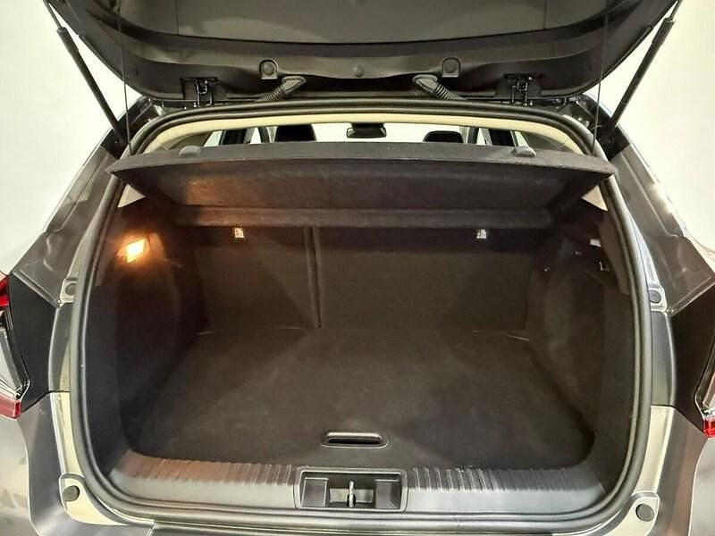 Usado Renault Captur Techno 90 CV (66 kW) 2024 Gris SUV