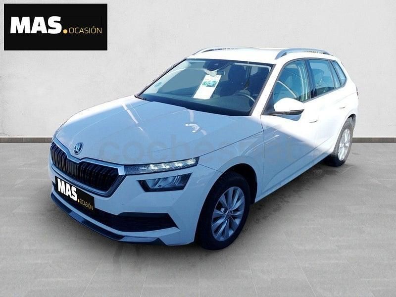 Usado Skoda Kamiq Ambition 110 CV (80 kW) 2020 Blanco SUV