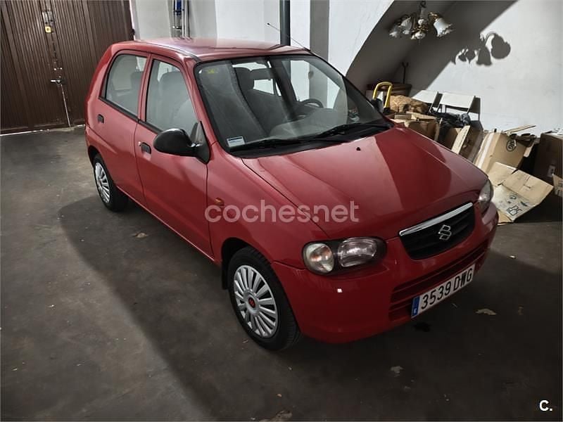 Rojo Usado 2006 Suzuki Alto Utilitario | 4900 € - Imagen 1/4