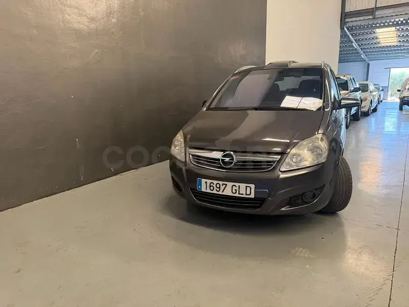 Usado Opel Zafira Energy 120 CV (88 kW) 2009 Gris / plata Monovolumen