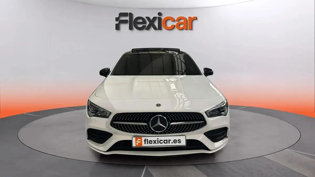Käytetty Mercedes CLA200 Shooting Brake 163 HP (119 kW) 2020 Valkoinen Farmari