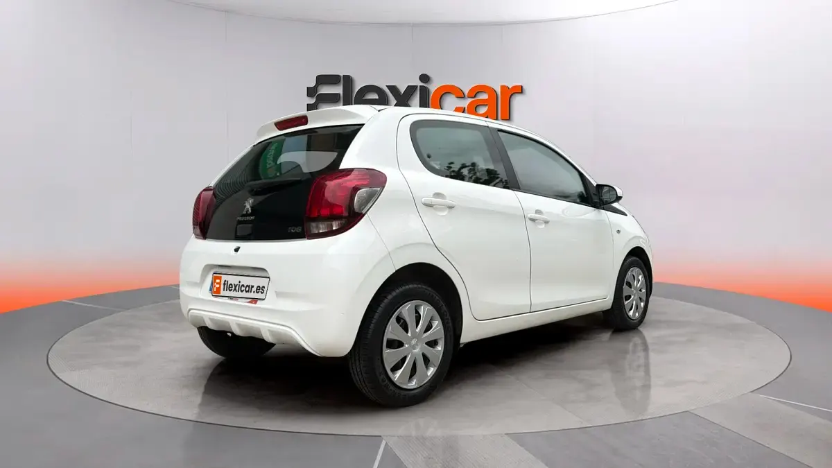 Usado Peugeot 108 Active 72 CV (52 kW) 2019 Blanco Utilitario