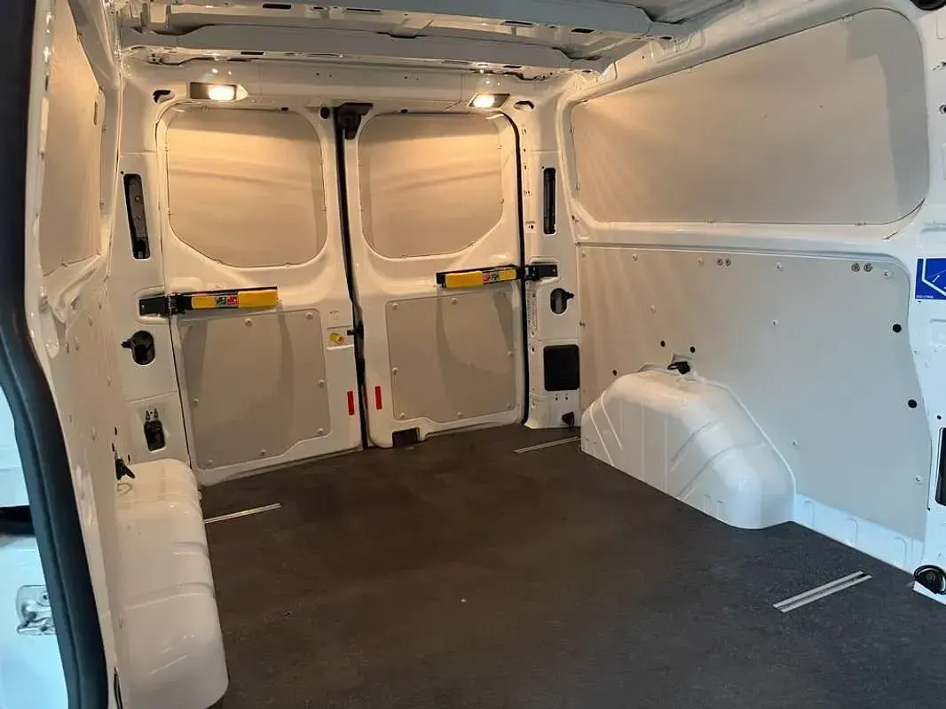 Usado Ford Transit Custom Trend 105 CV (77 kW) 2020 Blanco Van