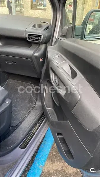 Usado Opel Combo Life Edition 102 CV (75 kW) 2019 Gris / plata Monovolumen
