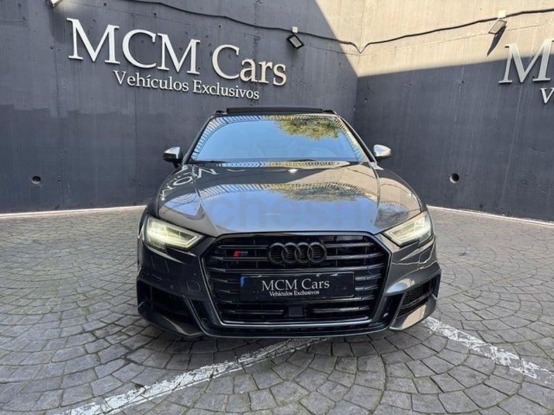 Usado Audi A3 Advanced 310 CV (228 kW) 2017 Gris / plata Berlina