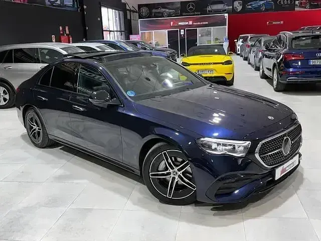 Usado Mercedes E220 197 CV (144 kW) 2024 Azul Berlina