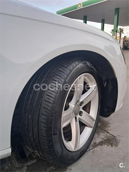 Usado Audi A4 136 CV (100 kW) 2013 Blanco Familiar