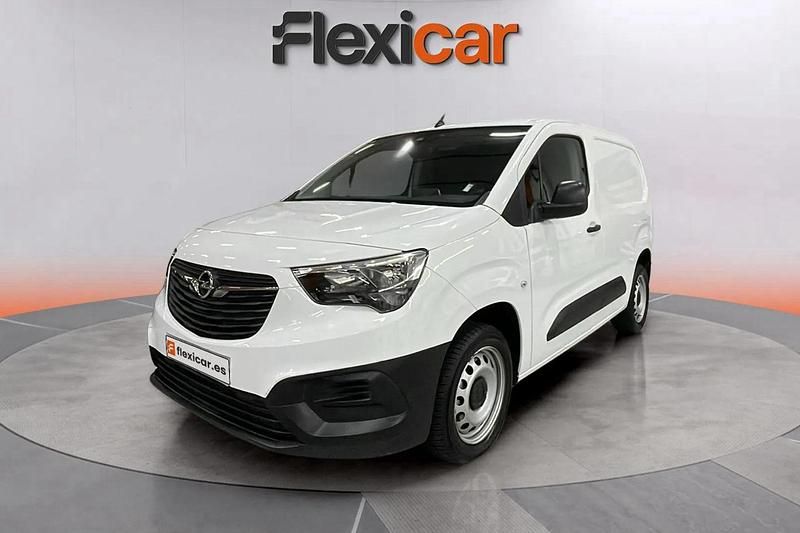 Usado Opel Combo Edition 102 CV (75 kW) 2022 Blanco Monovolumen