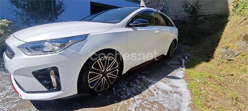 Käytetty Kia ProCeed GT 204 HP (150 kW) 2021 Valkoinen Farmari