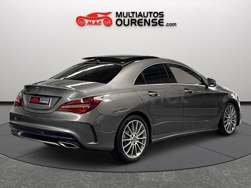 Usado Mercedes CLA220 190 CV (139 kW) 2019 Gris / plata Berlina