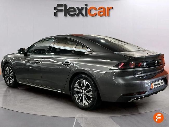 Usado Peugeot 508 Allure 130 CV (95 kW) 2021 Negro Berlina