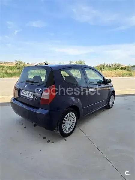 Usado Citroën C2 VTR Sport 70 CV (51 kW) 2004 Azul Utilitario