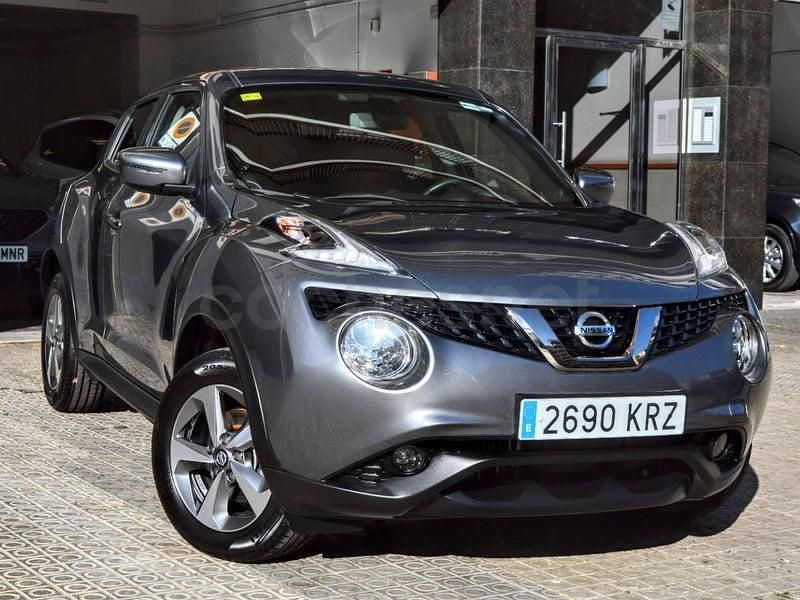 Usado Nissan Juke N-Connecta 110 CV (80 kW) 2018 Gris / plata SUV