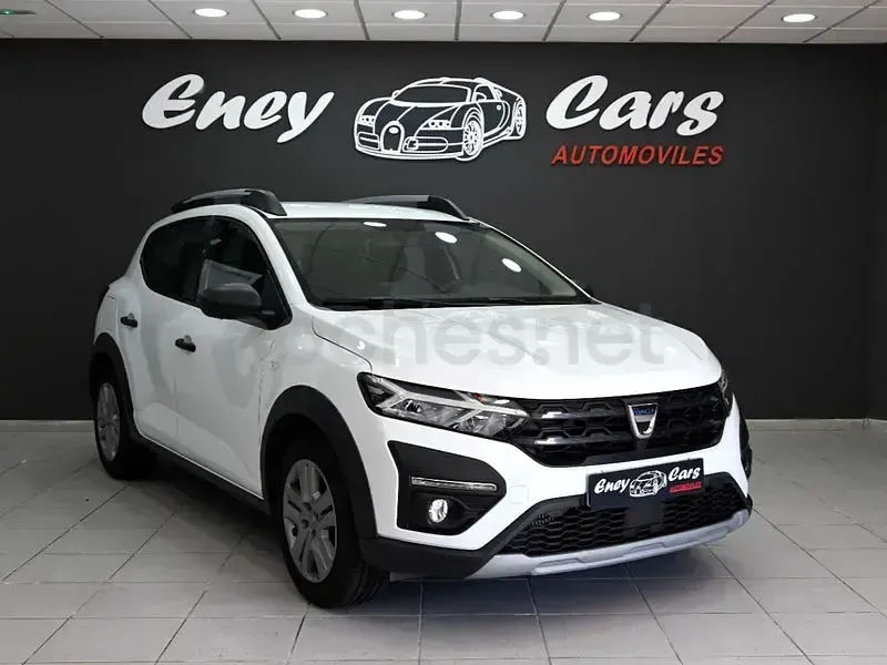Usado Dacia Sandero Expression 91 CV (66 kW) 2022 Blanco Berlina