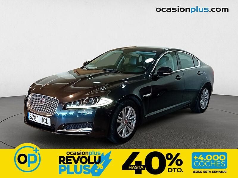 Usado Jaguar XF Luxury 200 HP (147 kW) 2015 Sedan
