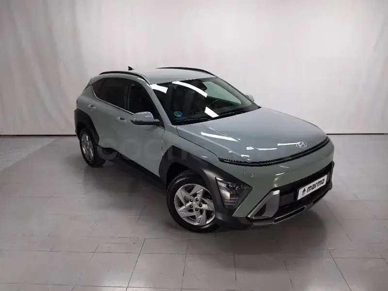 Usado Hyundai Kona 141 CV (103 kW) 2024 Verde SUV
