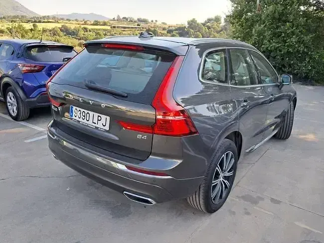 Usado Volvo XC60 Inscription 197 CV (144 kW) 2021 Gris SUV