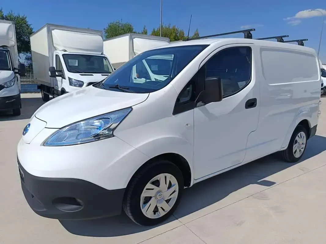 Usado Nissan e-NV200 80 kW (109 CV) 2021 Blanco Monovolumen