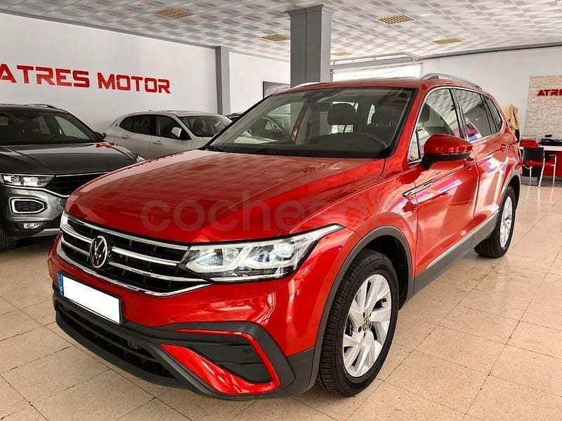 Usado VW Tiguan Allspace Life 150 CV (110 kW) 2024 Granate SUV