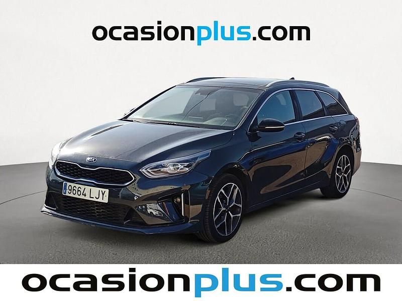 Gris oscuro Usado 2020 Kia Ceed GT GT-Line Utilitario | 17.173 € (Precio justo) - Imagen 1/4