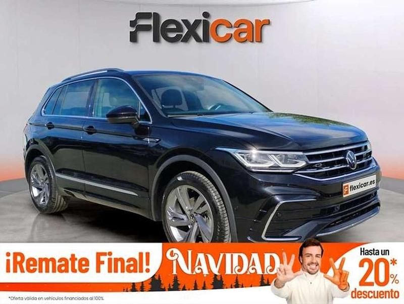 Negro Usado 2023 VW Tiguan R-line SUV | 28.490 € (Super precio) - Imagen 1/4