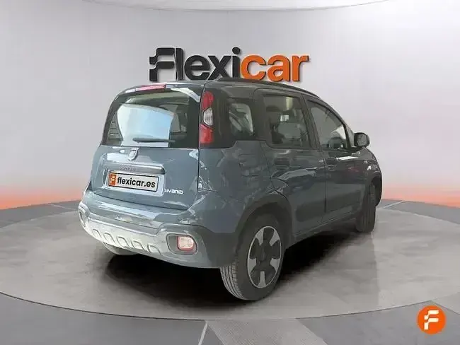 Usado Fiat Panda Cross Cross 70 CV (51 kW) 2021 Gris Utilitario