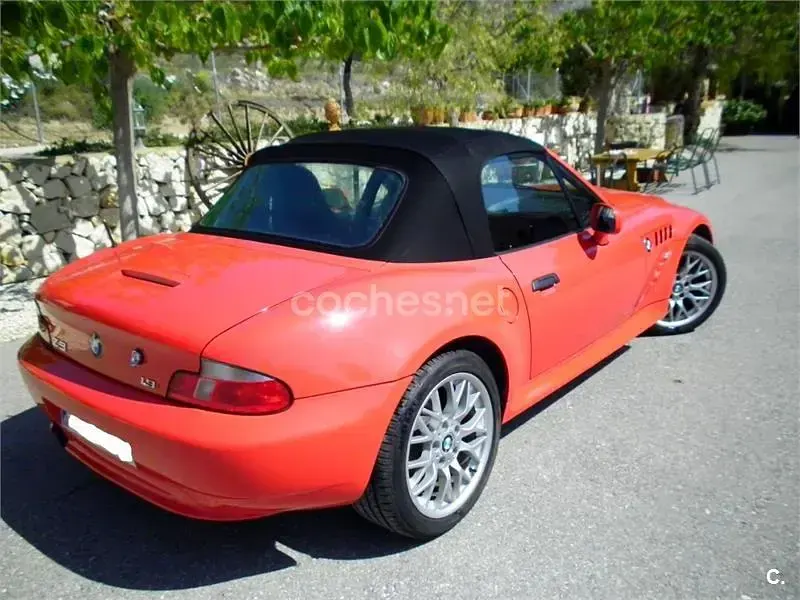 Usado BMW Z3 118 CV (86 kW) 2001 Rojo Descapotable