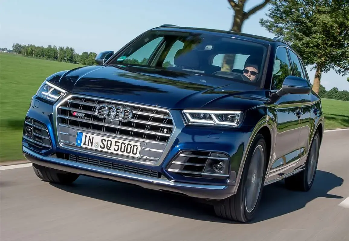 Usado Audi SQ5 Sport 354 CV (260 kW) 2017 Negro SUV