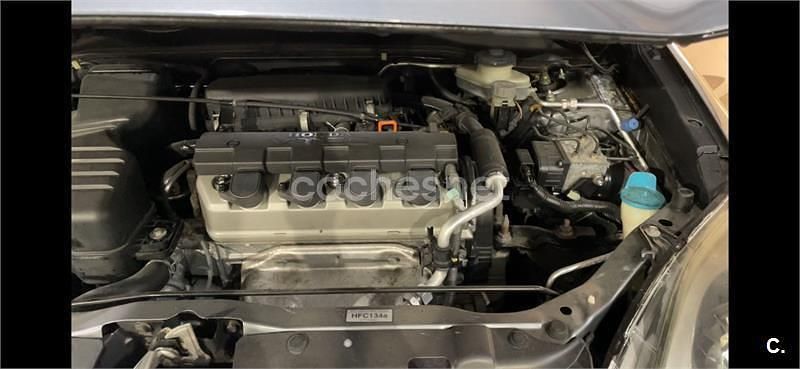 Usado Honda Civic LS 110 CV (80 kW) 2005 Gris / plata Berlina