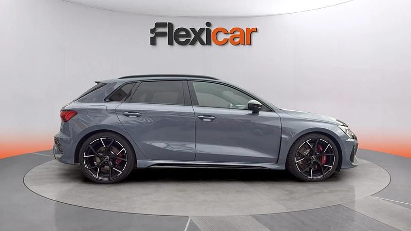 Usado Audi RS3 Premium 400 CV (294 kW) 2022 Azul Berlina