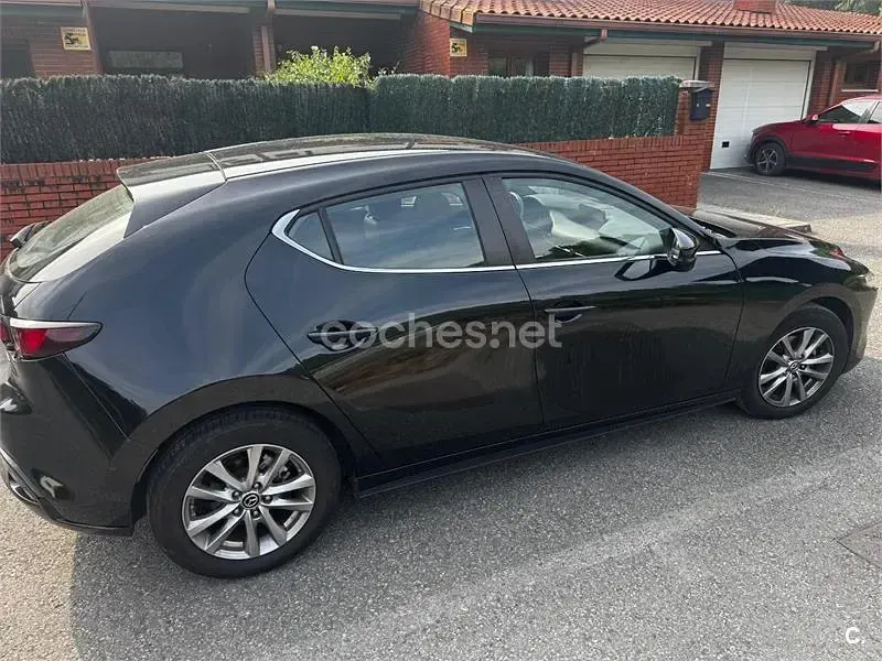 Usado Mazda 3 122 CV (89 kW) 2019 Negro Berlina