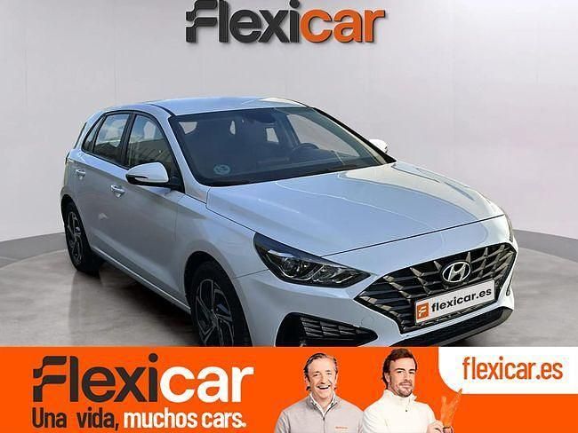 Usado Hyundai i30 116 CV (85 kW) 2021 Blanco Utilitario