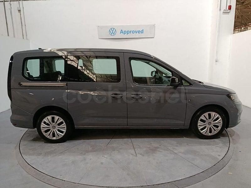 Usado VW Caddy Maxi 150 CV (110 kW) 2025 Gris / plata Monovolumen