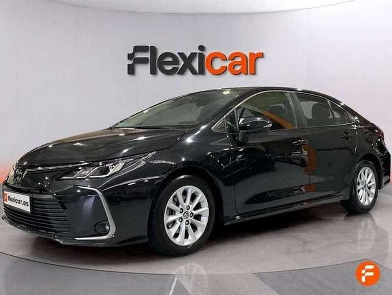 Usado Toyota Corolla 116 CV (85 kW) 2023 Negro Berlina