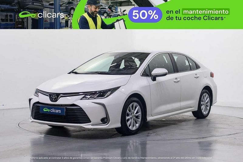 Usado Toyota Corolla Business Edition 98 CV (72 kW) 2022 Blanco Berlina