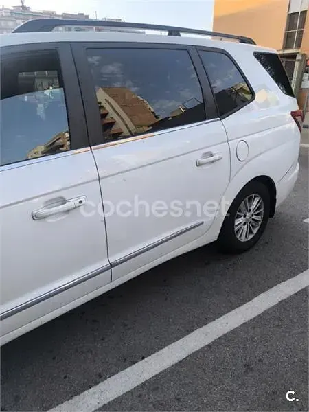 Usado SsangYong Rodius Limited 178 CV (130 kW) 2016 Blanco Monovolumen